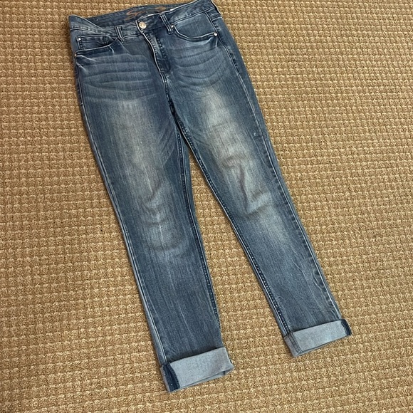 Seven7 High Rise Slim Straight Jeans - Picture 3 of 15